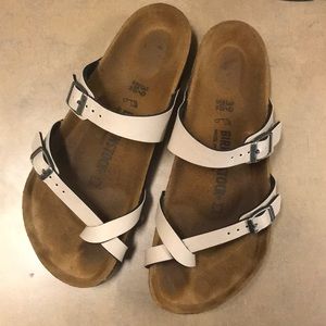 Mayari Birkenstocks color: pull up stone